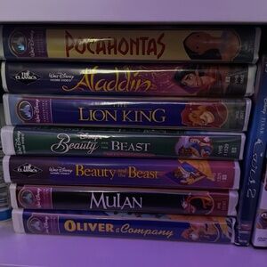 7 Walt disney home video VHS tapes